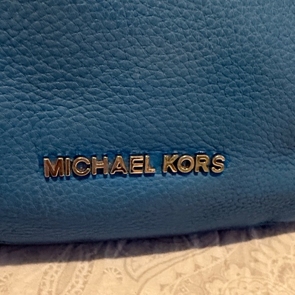 Michael Kors Vibrant Blue Shoulder Bag - Picture 2 of 16